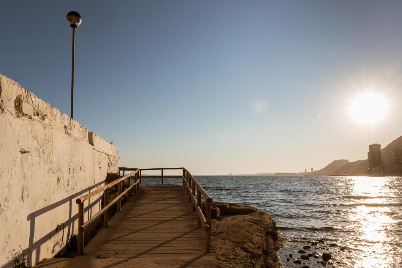 Modern Sea Front Reef Apartment Alicante Exterior photo
